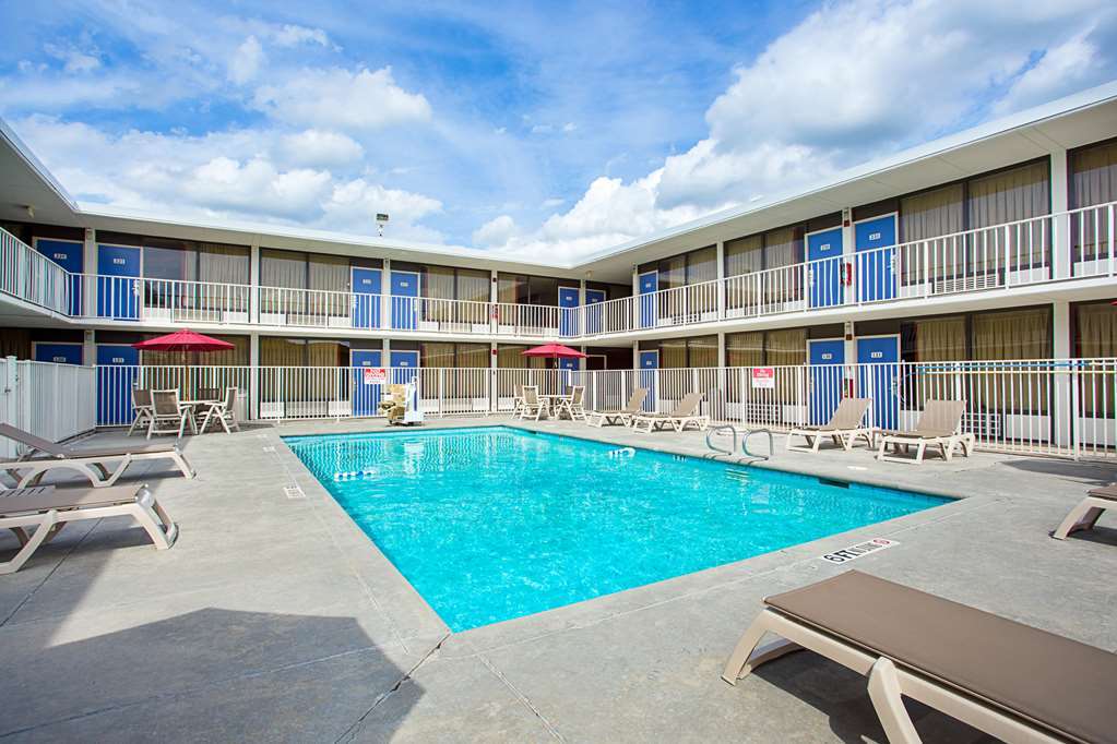 Motel 6-North Palm Springs, Ca - North Ανέσεις φωτογραφία