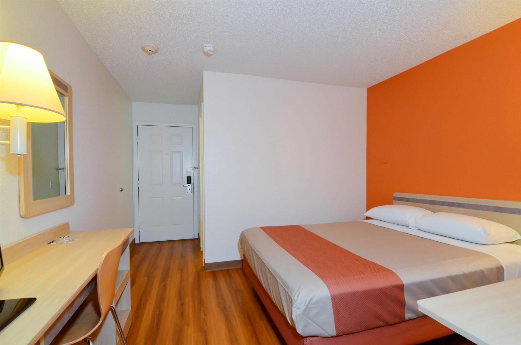 Motel 6-North Palm Springs, Ca - North Εξωτερικό φωτογραφία