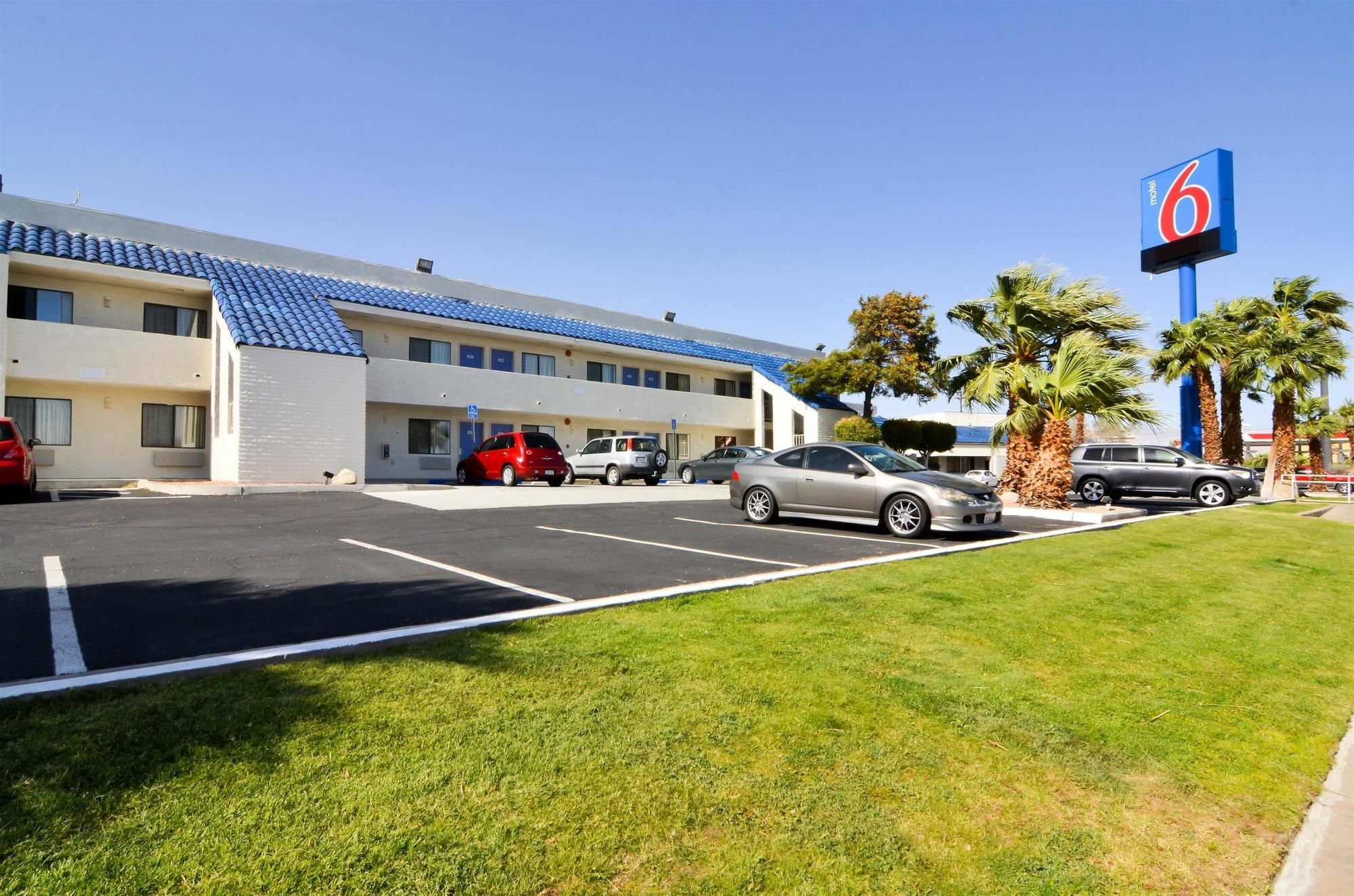 Motel 6-North Palm Springs, Ca - North Εξωτερικό φωτογραφία